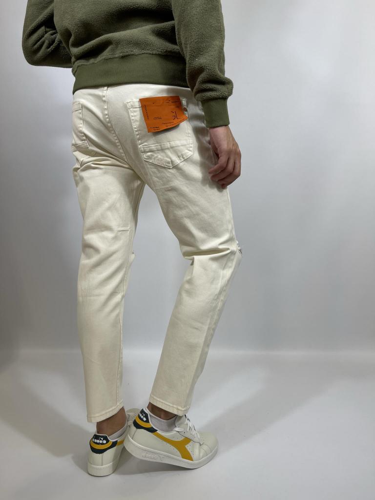 Pantaloni con strappi Gianni Lupo