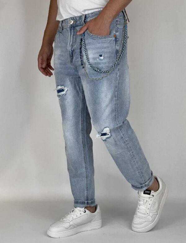 GIANNI LUPO Jeans con strappi e catenelle mod carrot